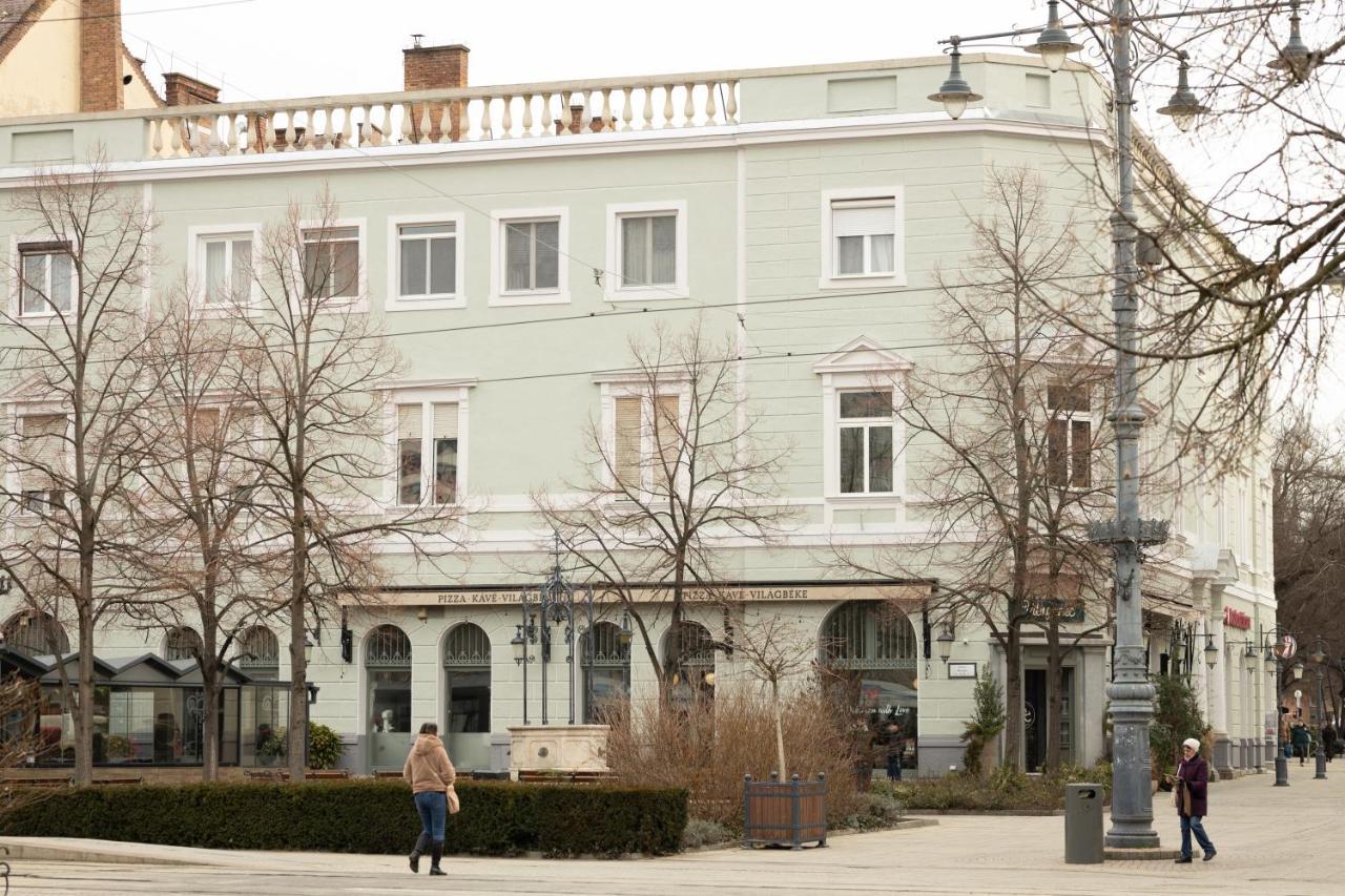 Ferienwohnung Square 2 Debrecen Exterior foto